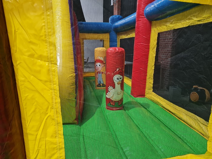 Springkussen multiplay Boerderij - 6x6,5 m 