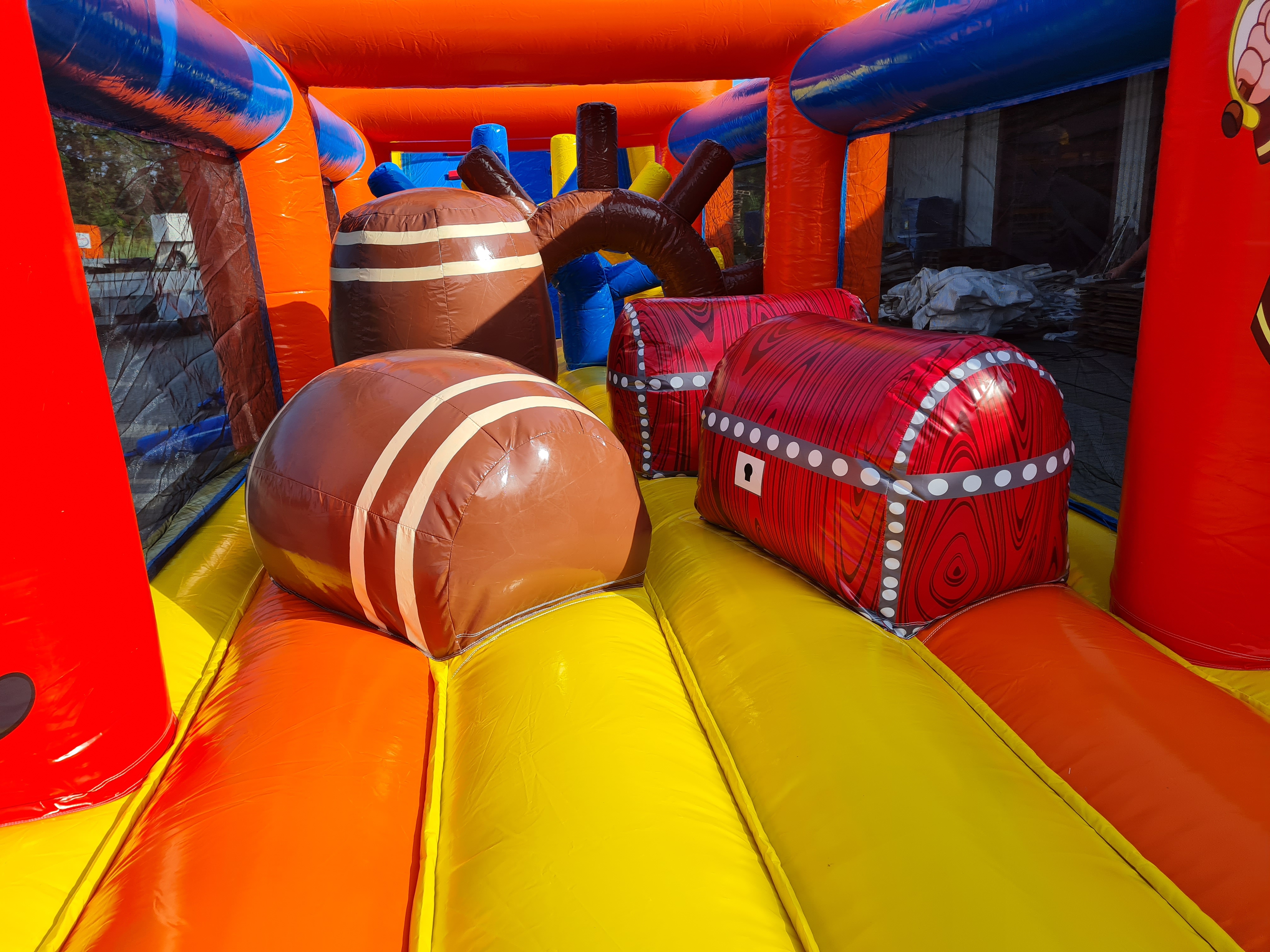 Stormbaan piraat met glijbaan 17,5x3,8 m