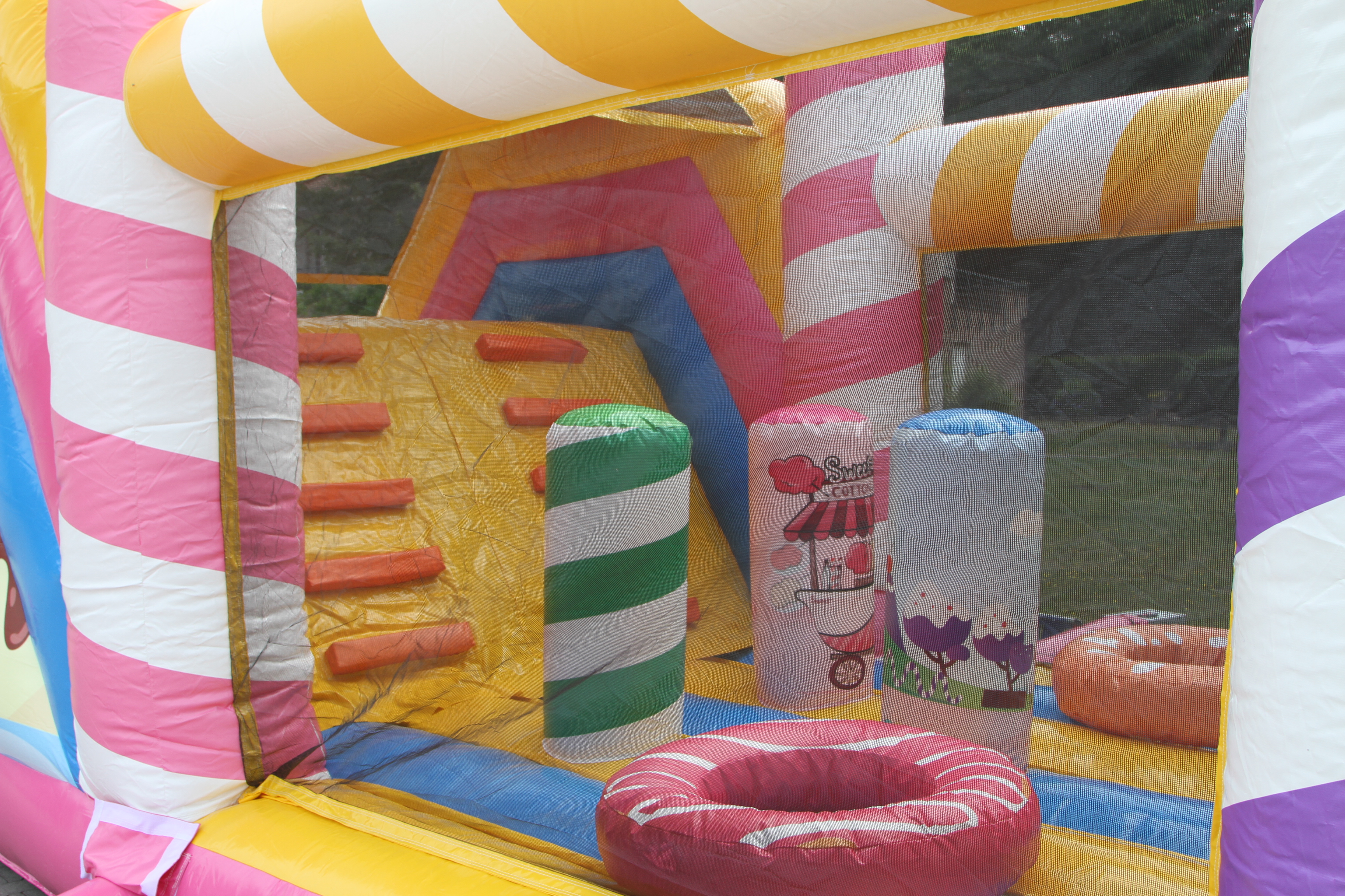 Stormbaan candy met glijbaan - 10x3,1 m