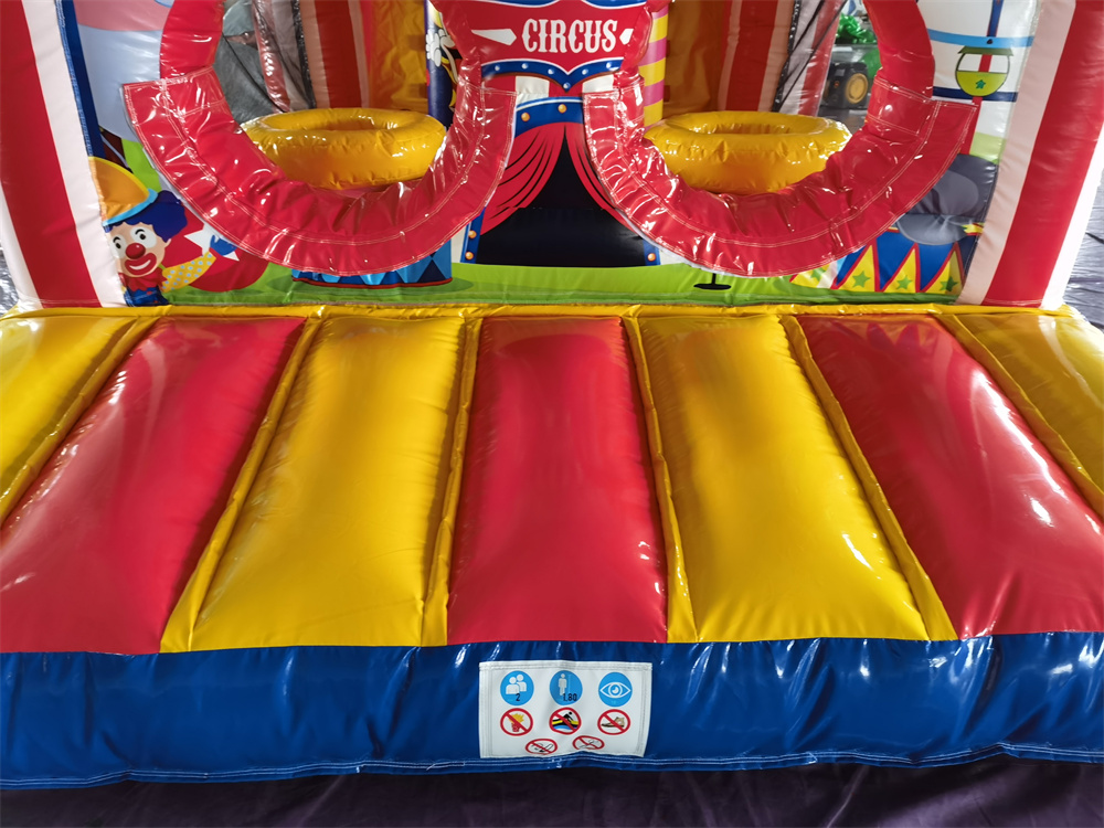 Stormbaan circus met glijbaan - 10x3,1 m