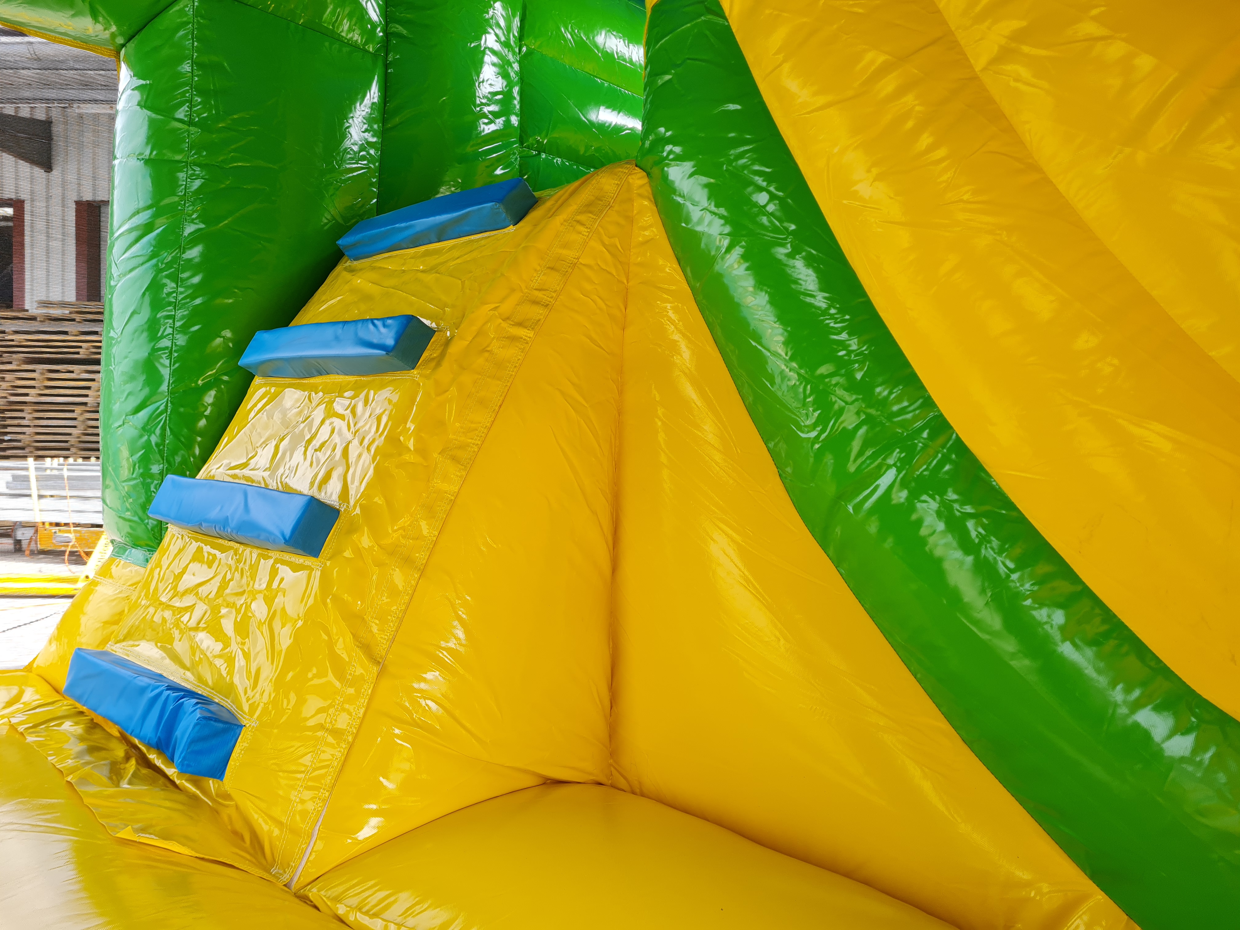 Springkussen multiplay 5x4 m - jungle