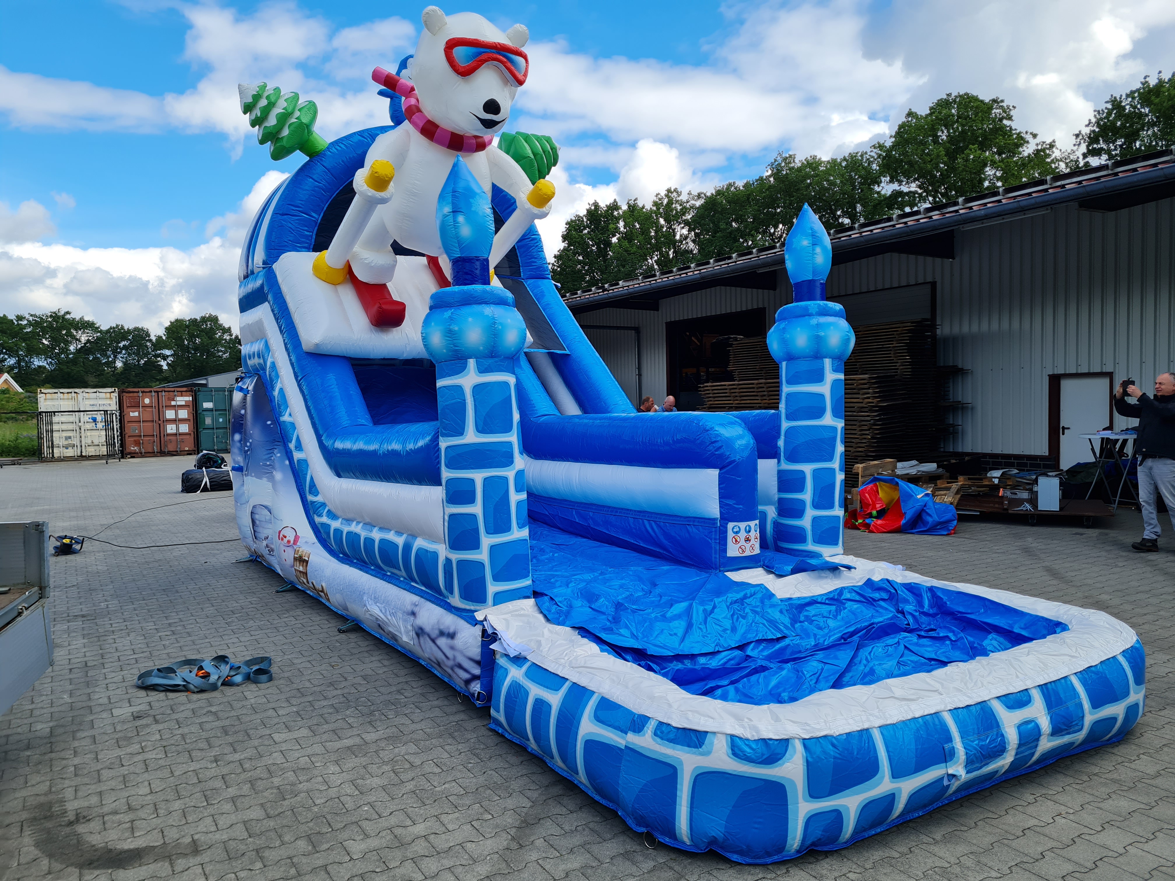 Glijbaan ijsbeer, met zwembad - 8,4x3,3 m